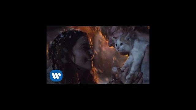 Ed Sheeran - Perfect (Official Music Video)